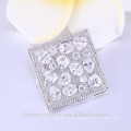 Pop square shape brooch white brooch with crystal cheap price 2018